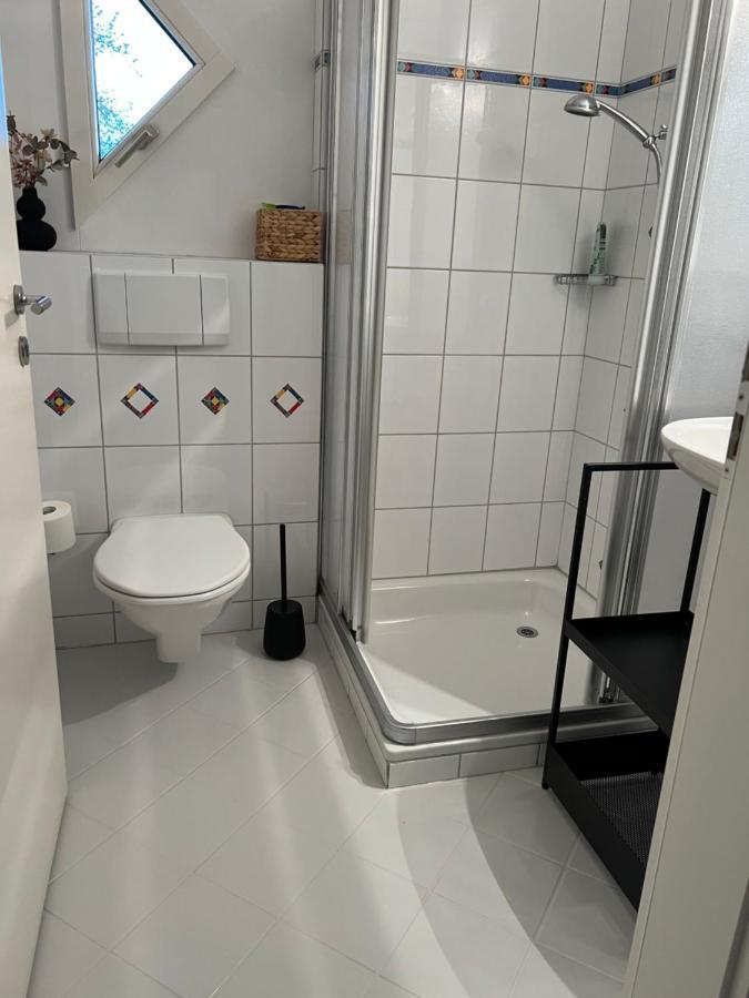 Black&White Apartment Uzwil Bagian luar foto